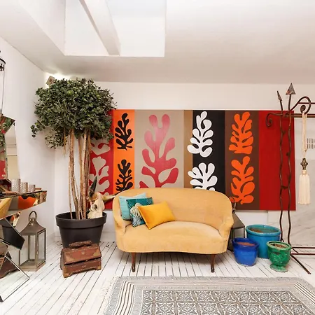 Loft Gallia Yourhosthelper